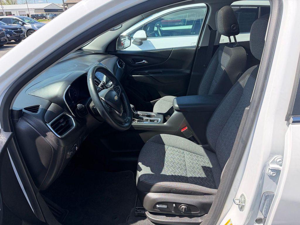 used 2024 Chevrolet Equinox car, priced at $26,600