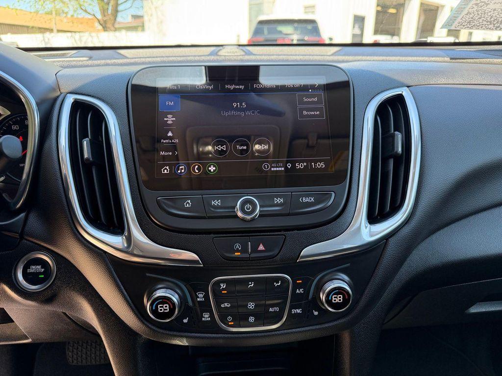 used 2024 Chevrolet Equinox car, priced at $26,600