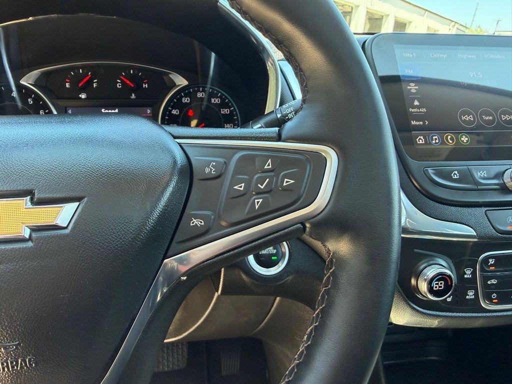 used 2024 Chevrolet Equinox car, priced at $26,600