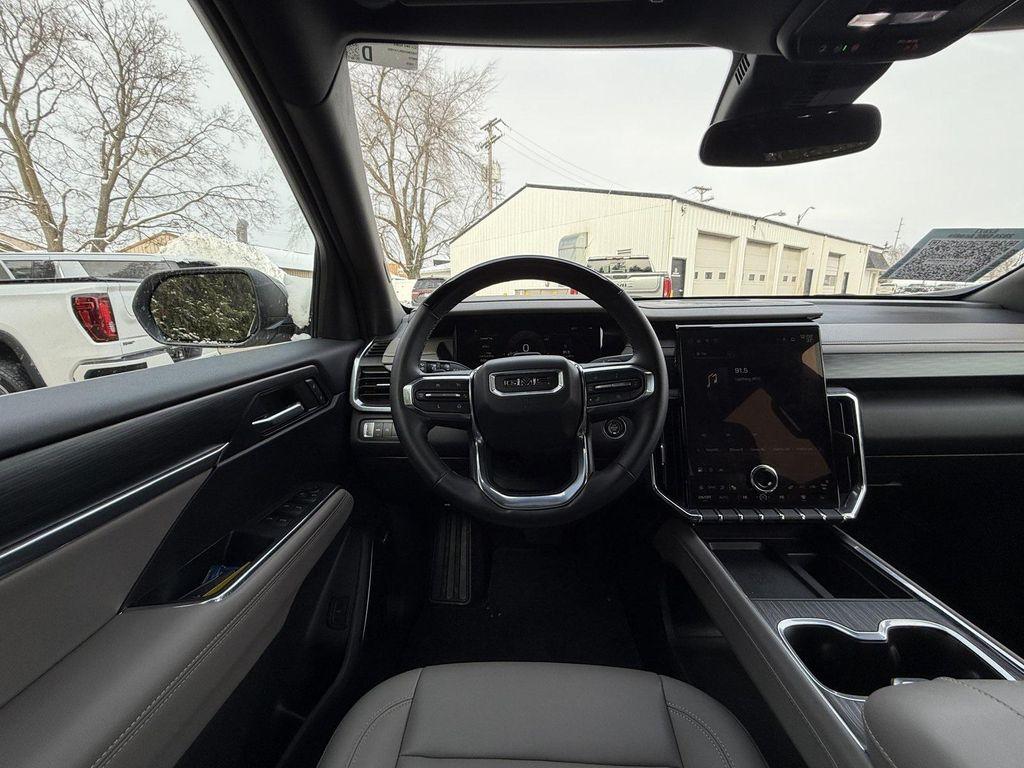 used 2024 GMC Acadia car, priced at $39,900