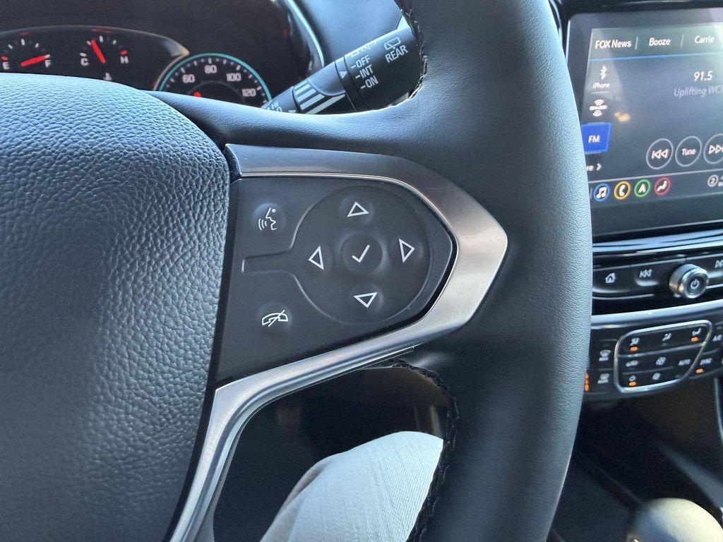 used 2023 Chevrolet Traverse car, priced at $29,500