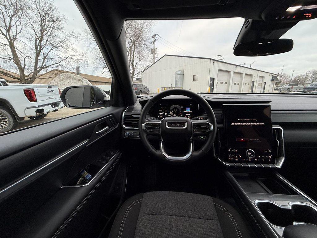 used 2025 GMC Acadia car, priced at $31,800