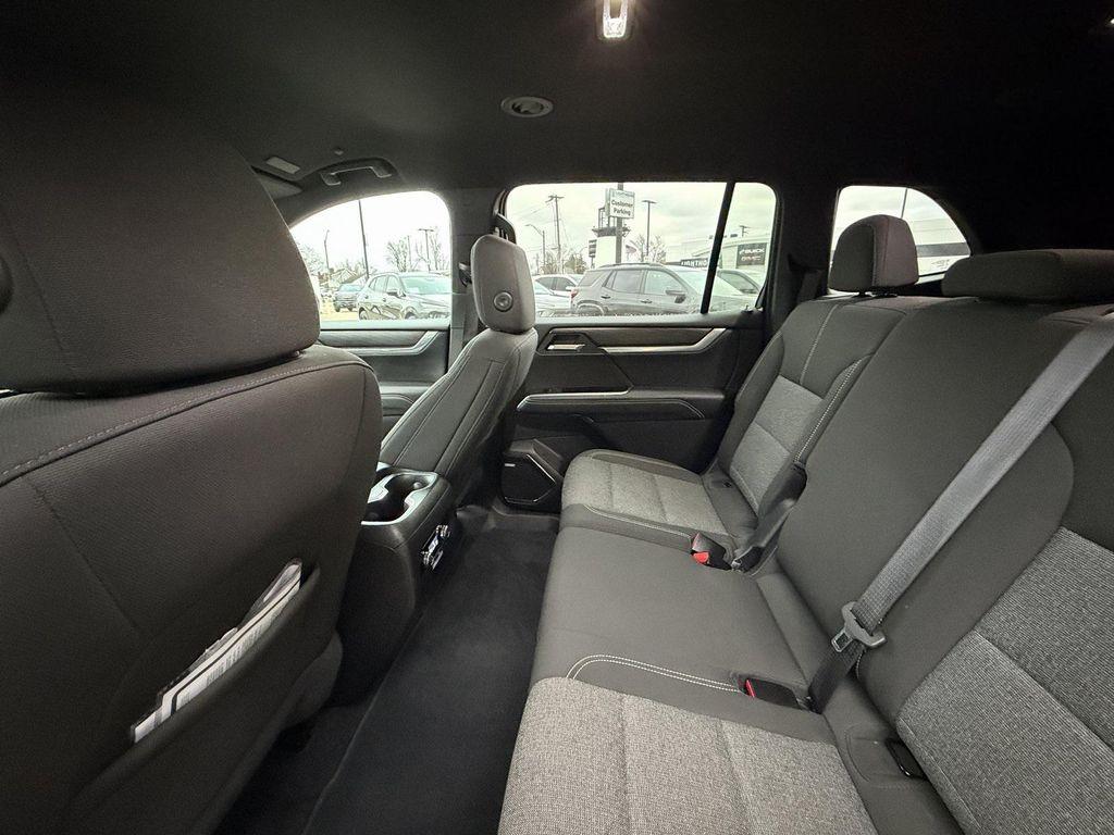 used 2025 GMC Acadia car, priced at $31,800