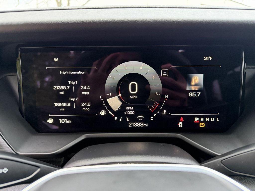 used 2025 GMC Acadia car, priced at $31,800