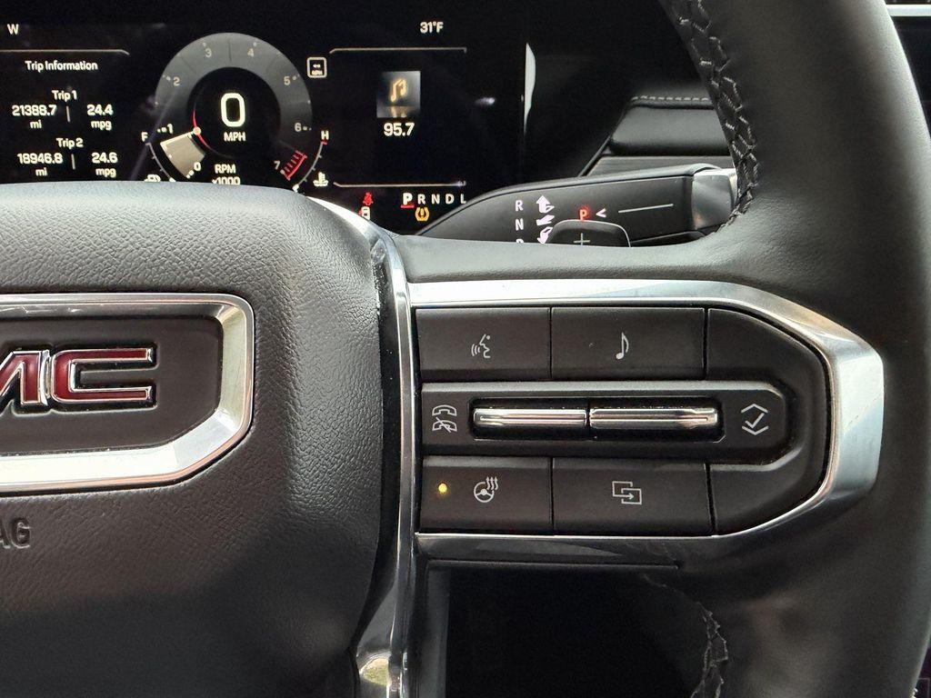 used 2025 GMC Acadia car, priced at $31,800