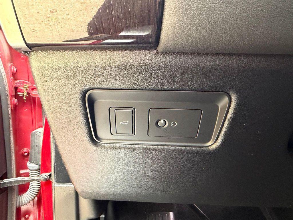 used 2020 Land Rover Range Rover Sport car, priced at $24,900