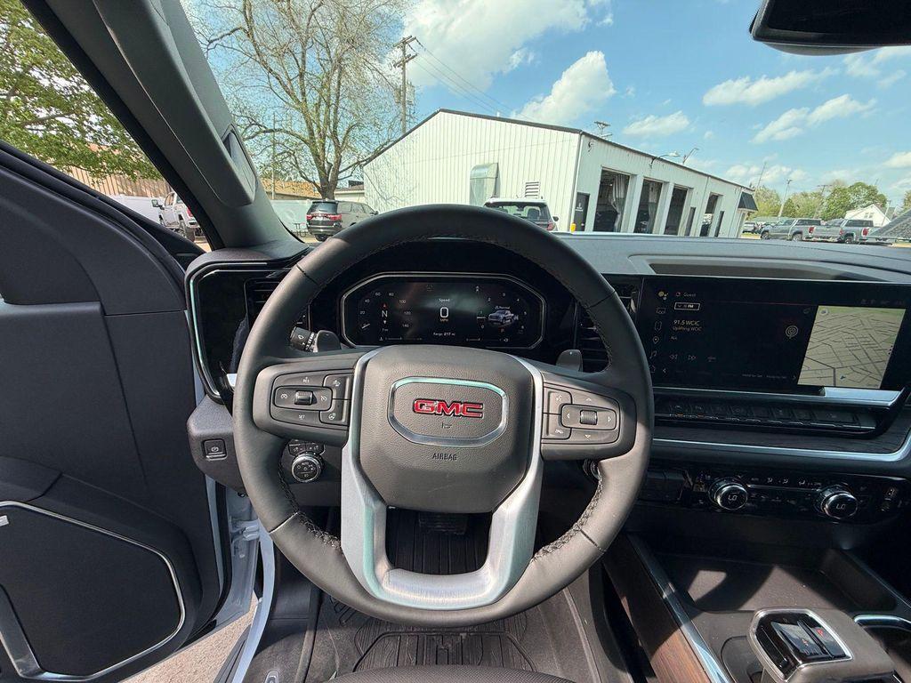 new 2026 GMC Sierra 1500 car, priced at $65,386