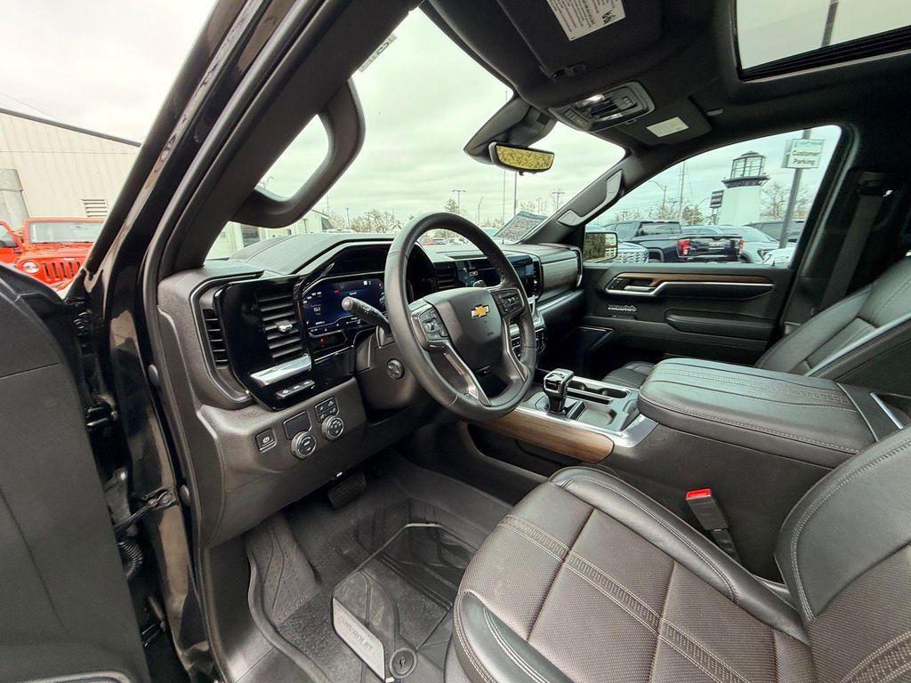 used 2023 Chevrolet Silverado 1500 car, priced at $45,900