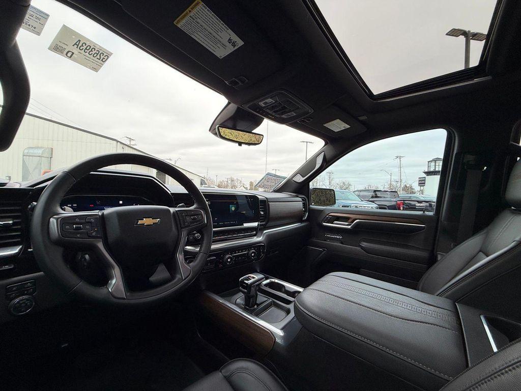 used 2023 Chevrolet Silverado 1500 car, priced at $45,900