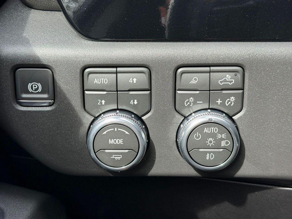 new 2026 GMC Sierra 1500 car, priced at $59,070