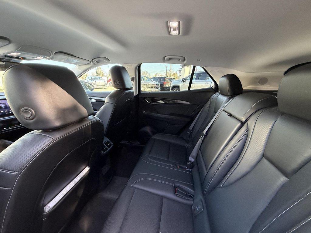 used 2025 Buick Envision car, priced at $26,200