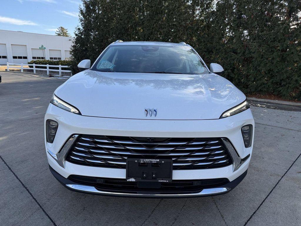 used 2025 Buick Envision car, priced at $26,200