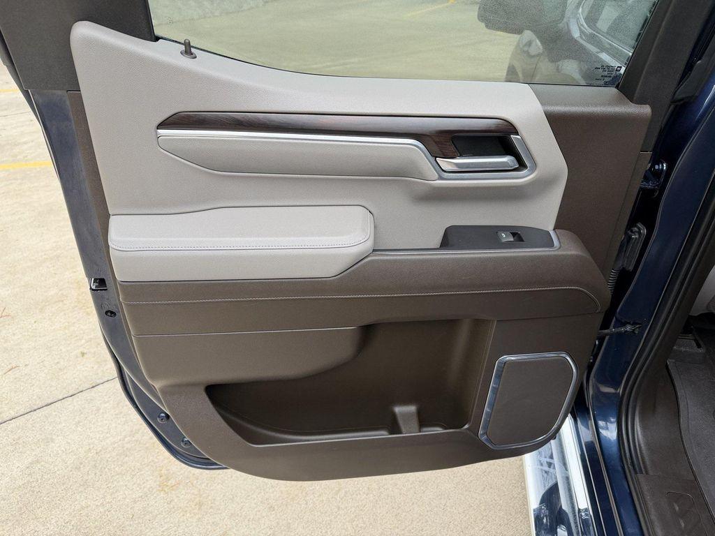 used 2022 GMC Sierra 1500 car, priced at $42,800