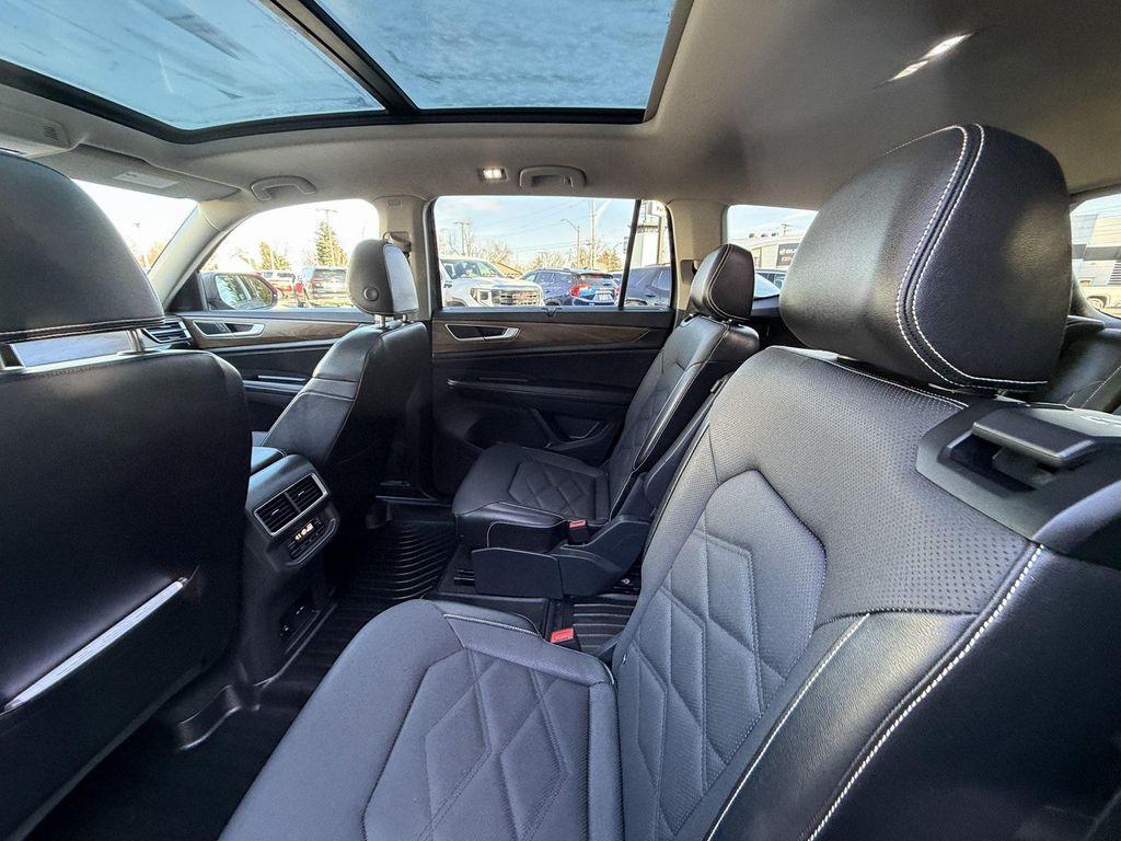 used 2024 Volkswagen Atlas car, priced at $26,960