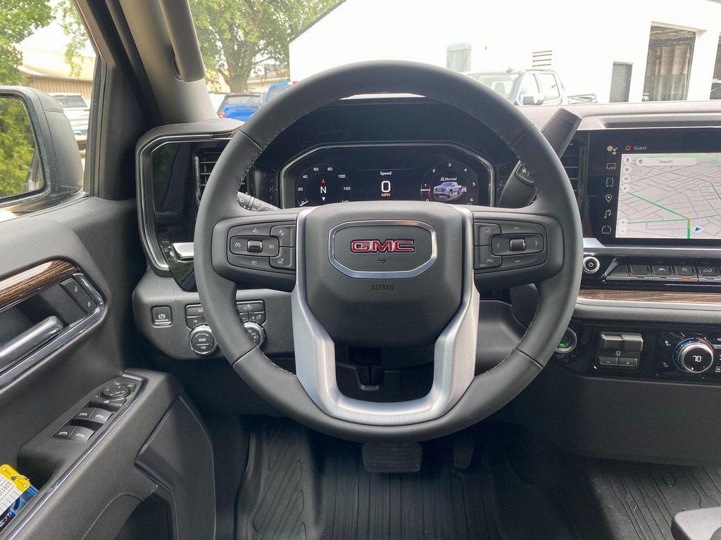 new 2026 GMC Sierra 1500 car, priced at $47,214