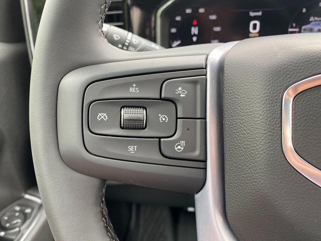 new 2026 GMC Sierra 1500 car, priced at $47,214