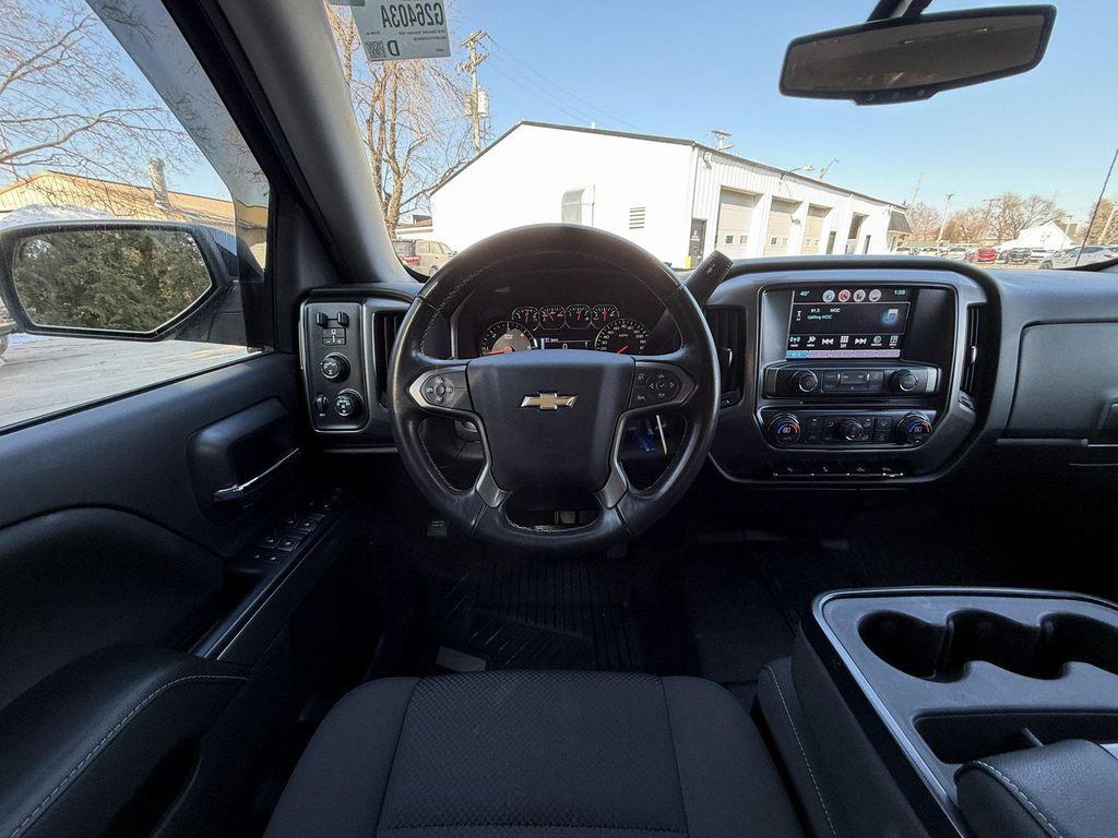 used 2018 Chevrolet Silverado 1500 car, priced at $32,760