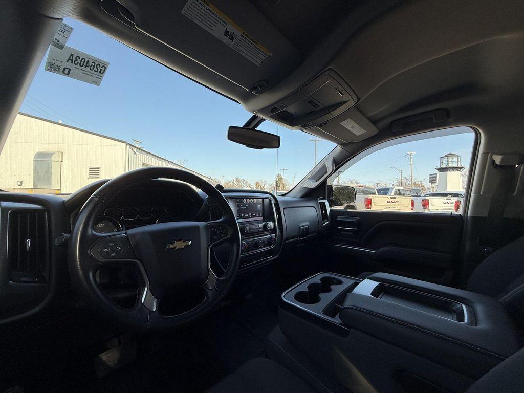 used 2018 Chevrolet Silverado 1500 car, priced at $32,760