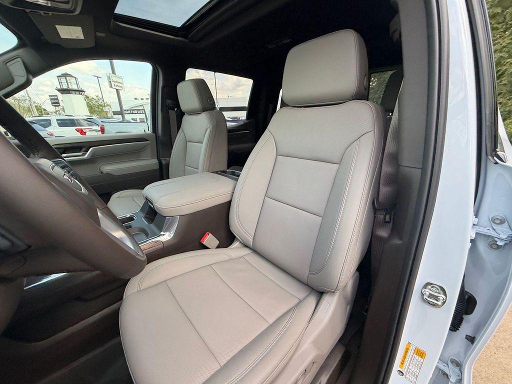 new 2026 GMC Sierra 1500 car, priced at $63,586