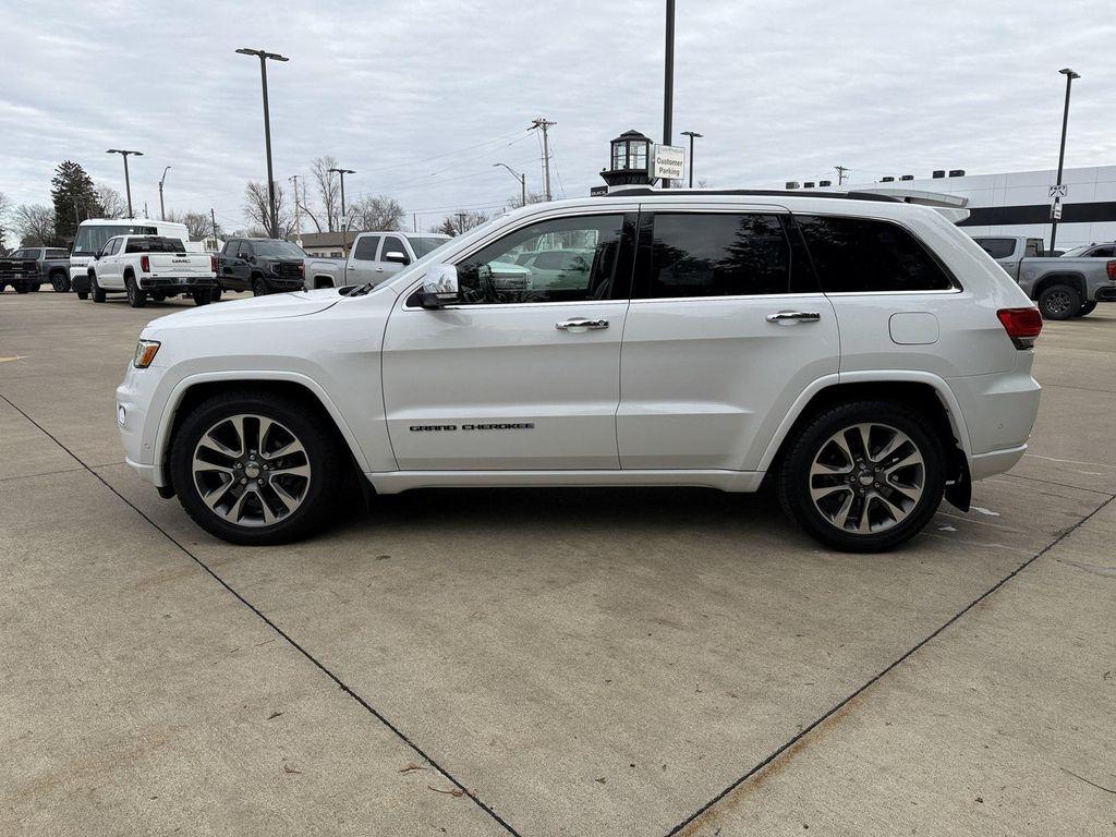 used 2017 Jeep Grand Cherokee car, priced at $14,400