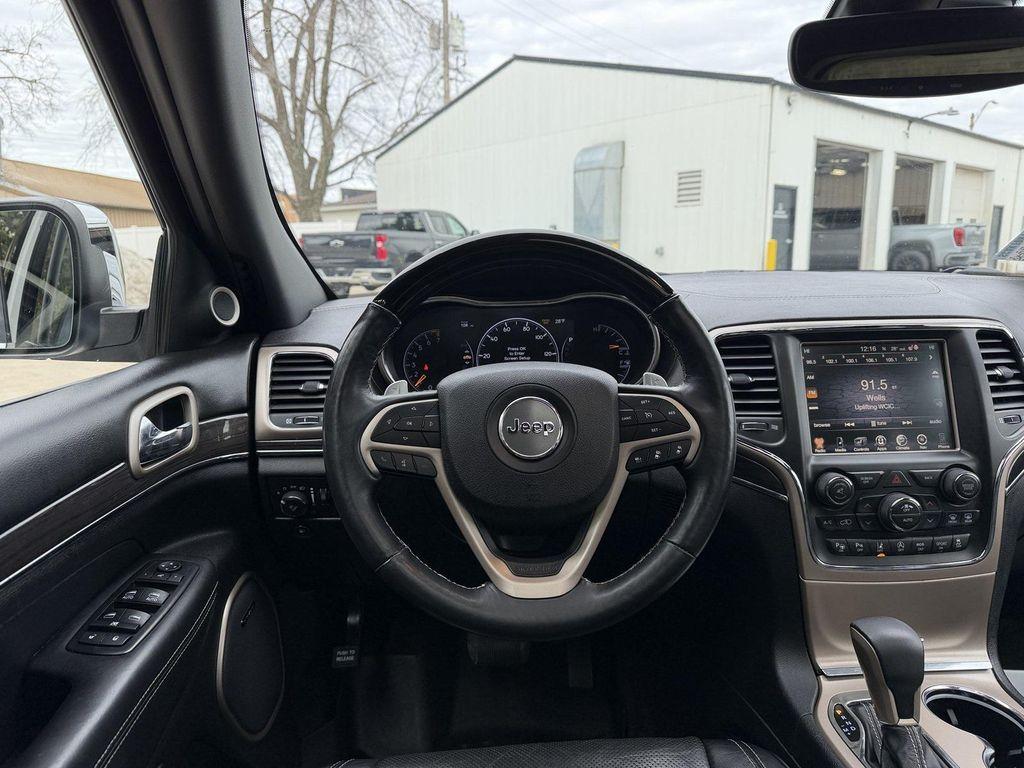 used 2017 Jeep Grand Cherokee car, priced at $14,400