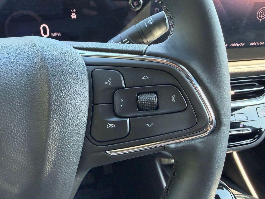 used 2025 Buick Envista car, priced at $27,312