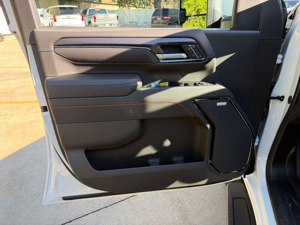 new 2026 GMC Sierra 2500 car, priced at $84,977