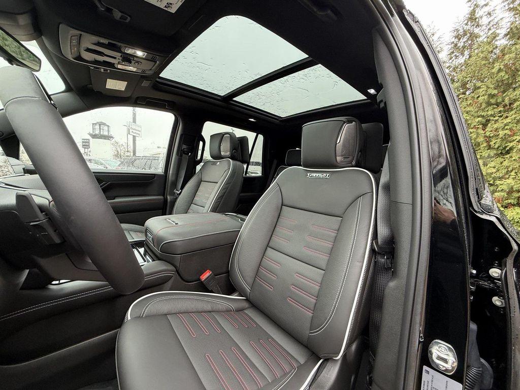 new 2025 GMC Yukon car, priced at $95,805