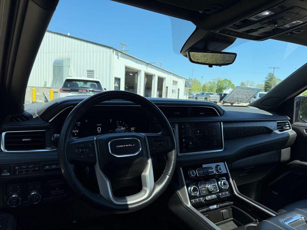 used 2023 GMC Yukon car, priced at $67,900