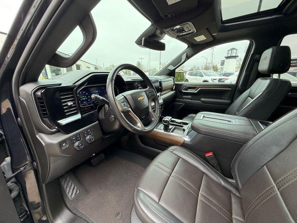 used 2022 Chevrolet Silverado 1500 car, priced at $44,400