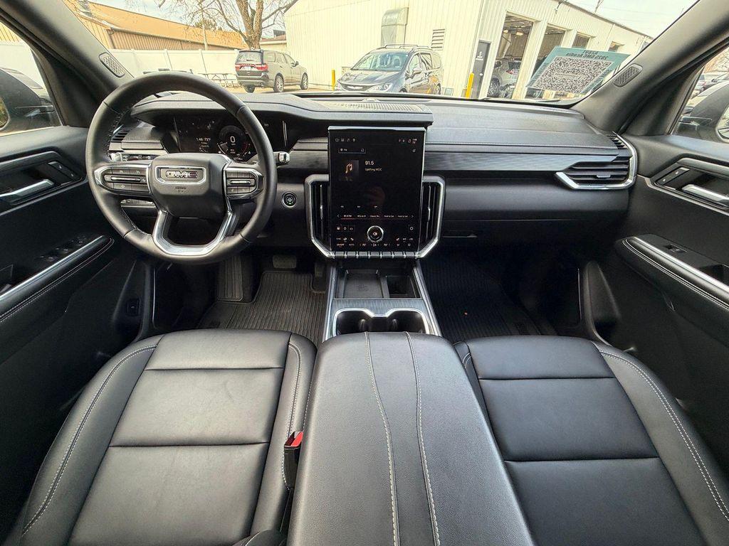 used 2025 GMC Acadia car, priced at $42,900