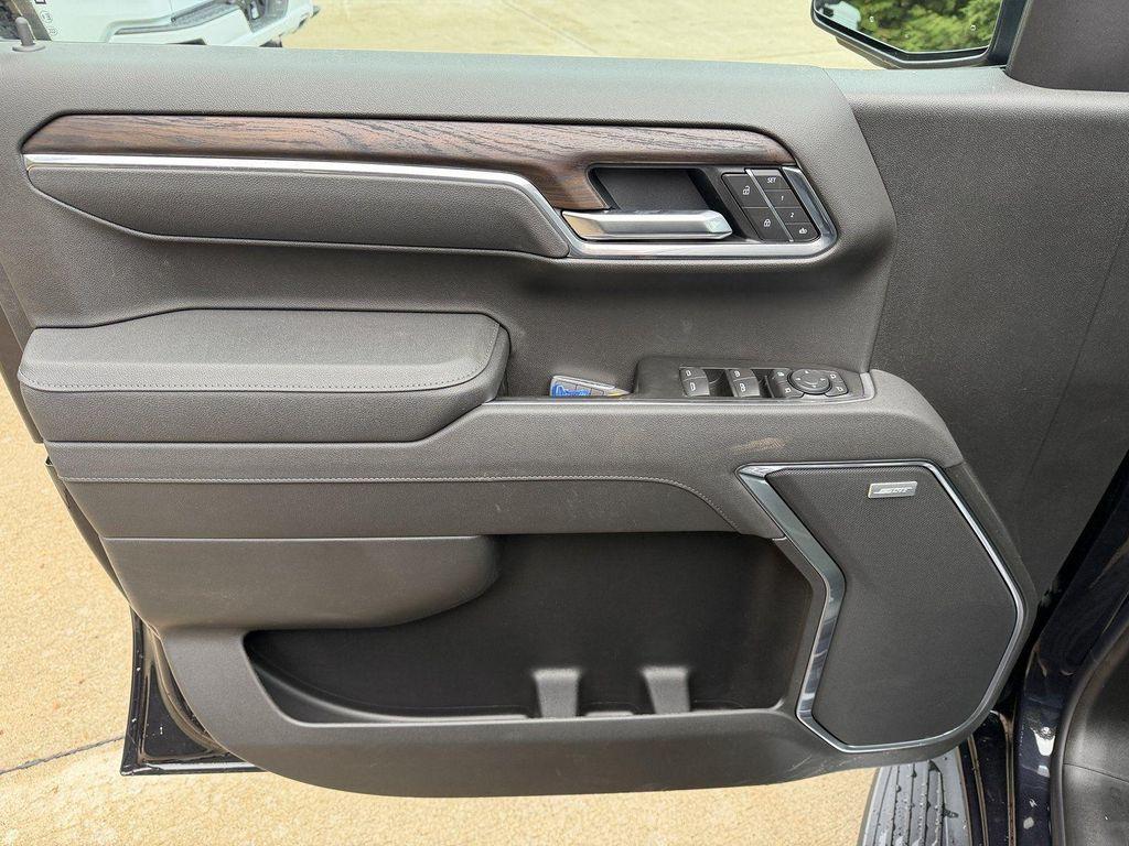 new 2026 GMC Sierra 1500 car, priced at $59,035