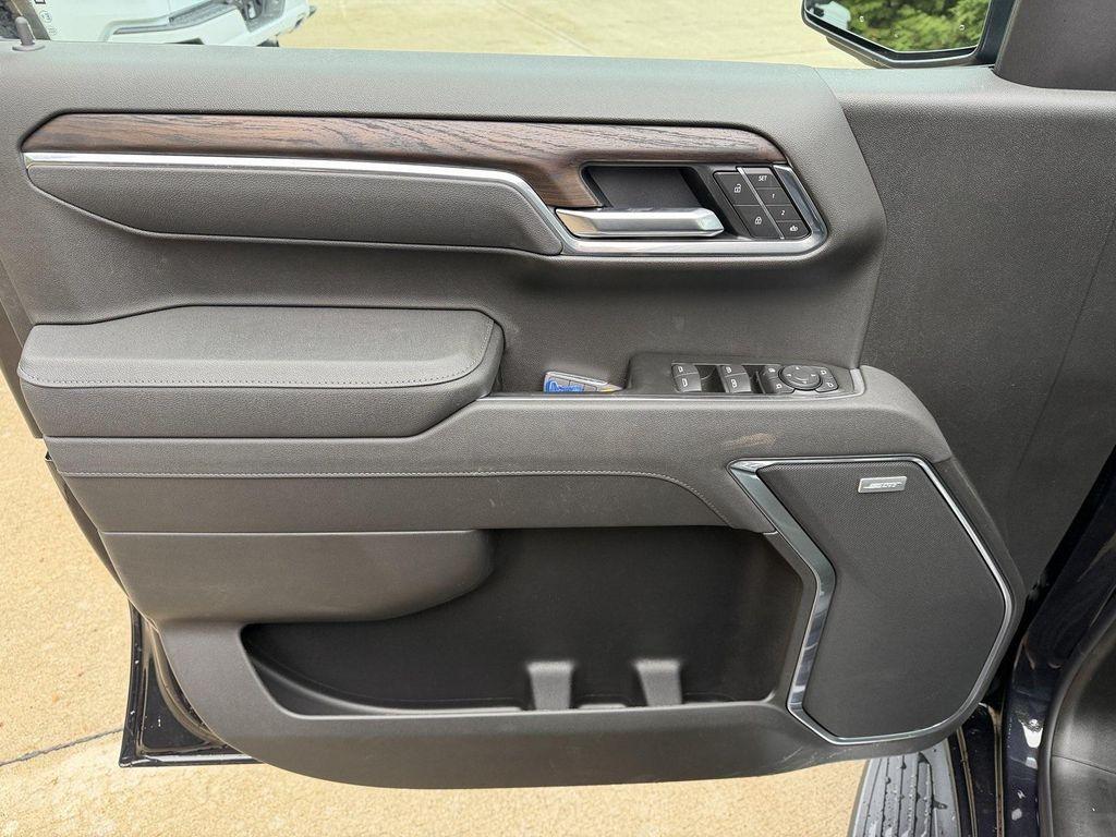 new 2026 GMC Sierra 1500 car, priced at $59,335