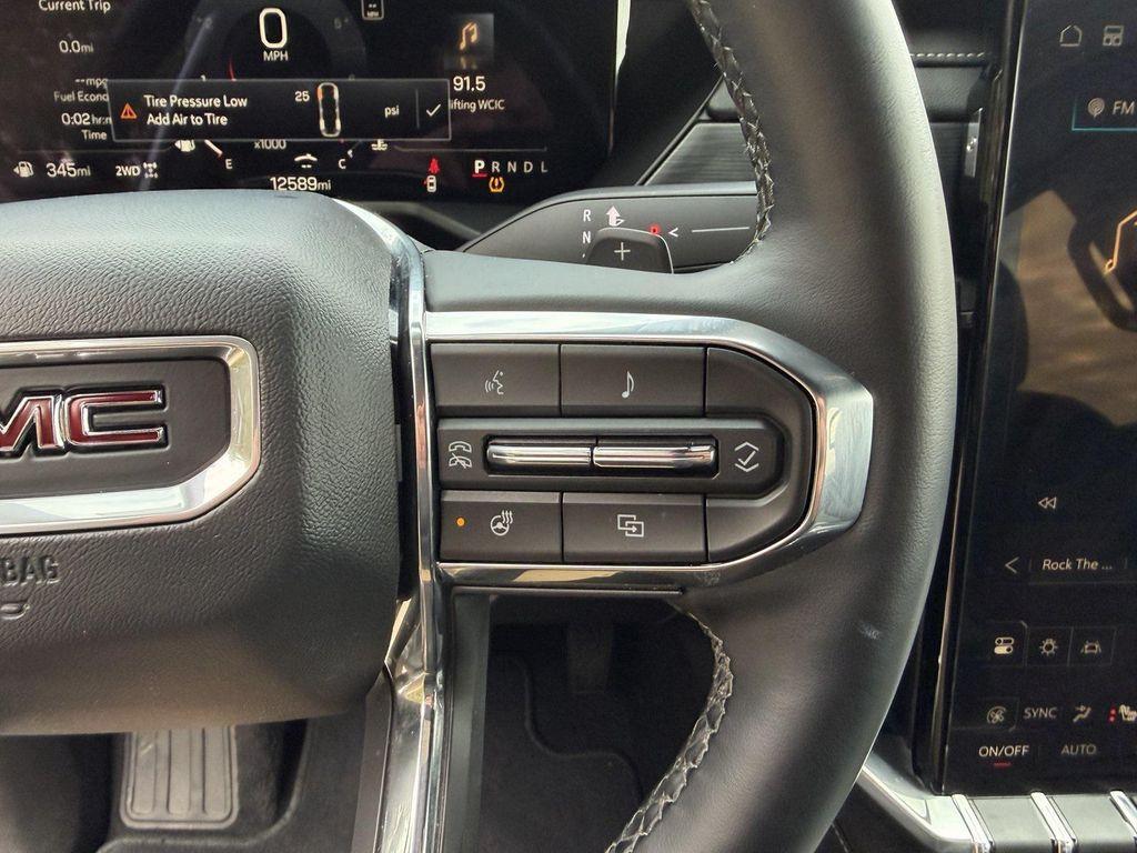 used 2025 GMC Acadia car, priced at $34,900