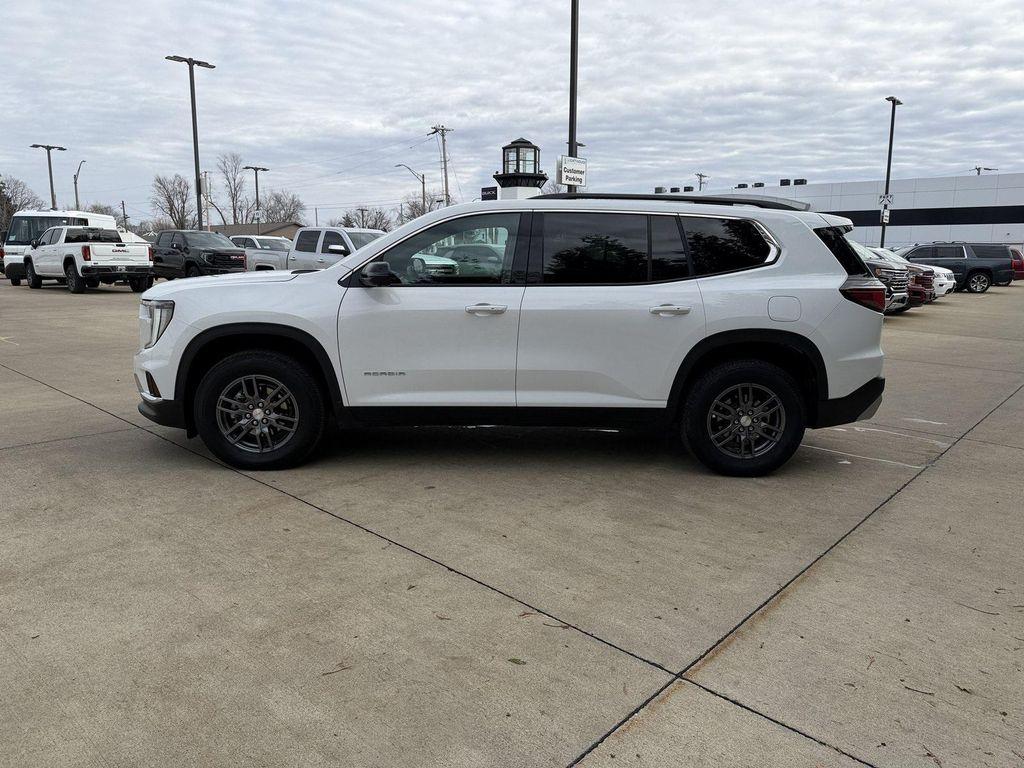 used 2025 GMC Acadia car, priced at $34,900