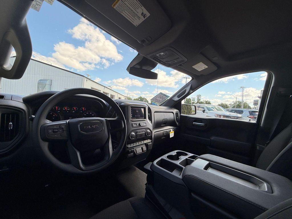 new 2026 GMC Sierra 1500 car, priced at $51,212