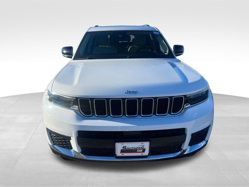 used 2022 Jeep Grand Cherokee L car, priced at $30,987