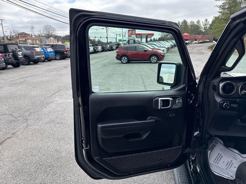 used 2022 Jeep Wrangler car, priced at $28,987