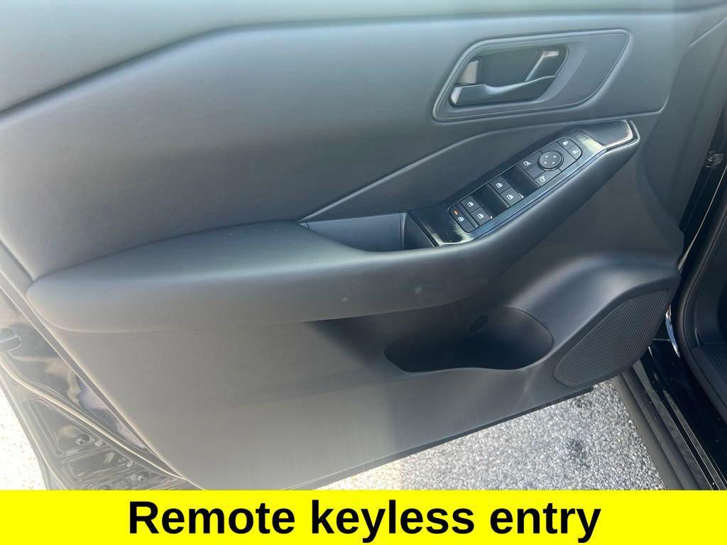 used 2025 Nissan Rogue car, priced at $26,987