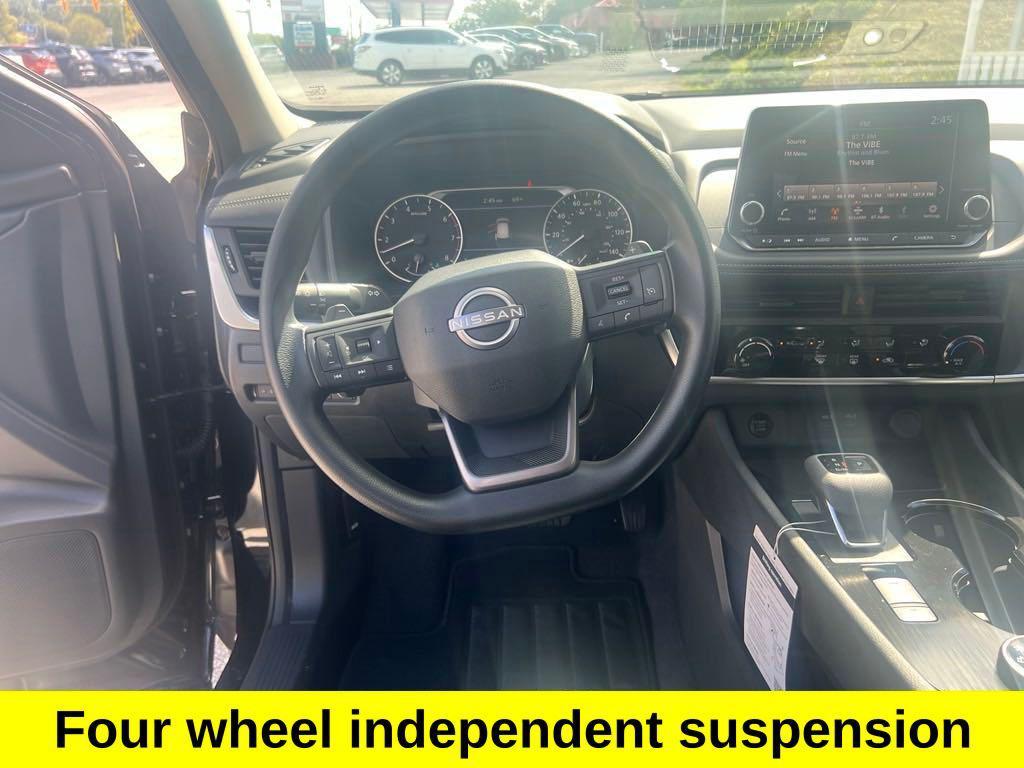 used 2025 Nissan Rogue car, priced at $26,987