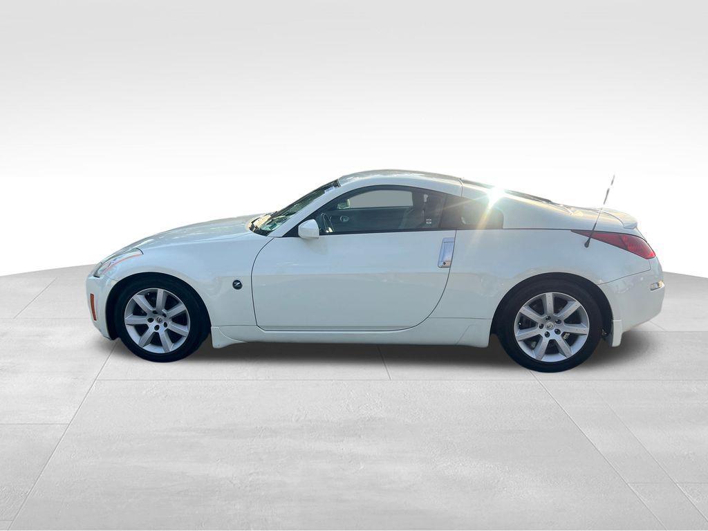 used 2004 Nissan 350Z car, priced at $11,987