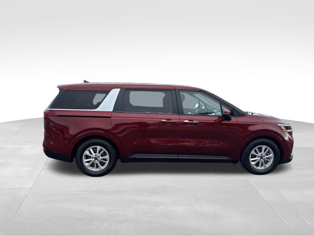 used 2024 Kia Carnival car, priced at $29,987