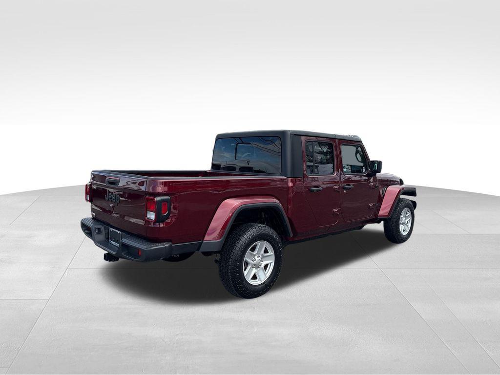 used 2022 Jeep Gladiator car, priced at $28,491