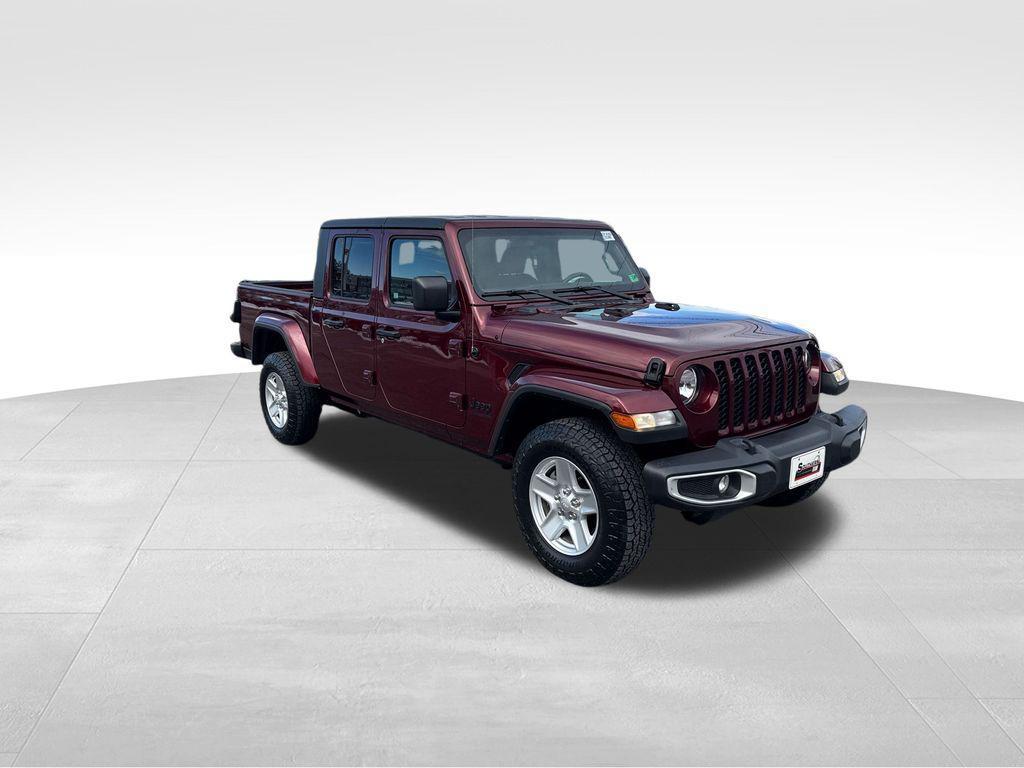 used 2022 Jeep Gladiator car, priced at $28,491