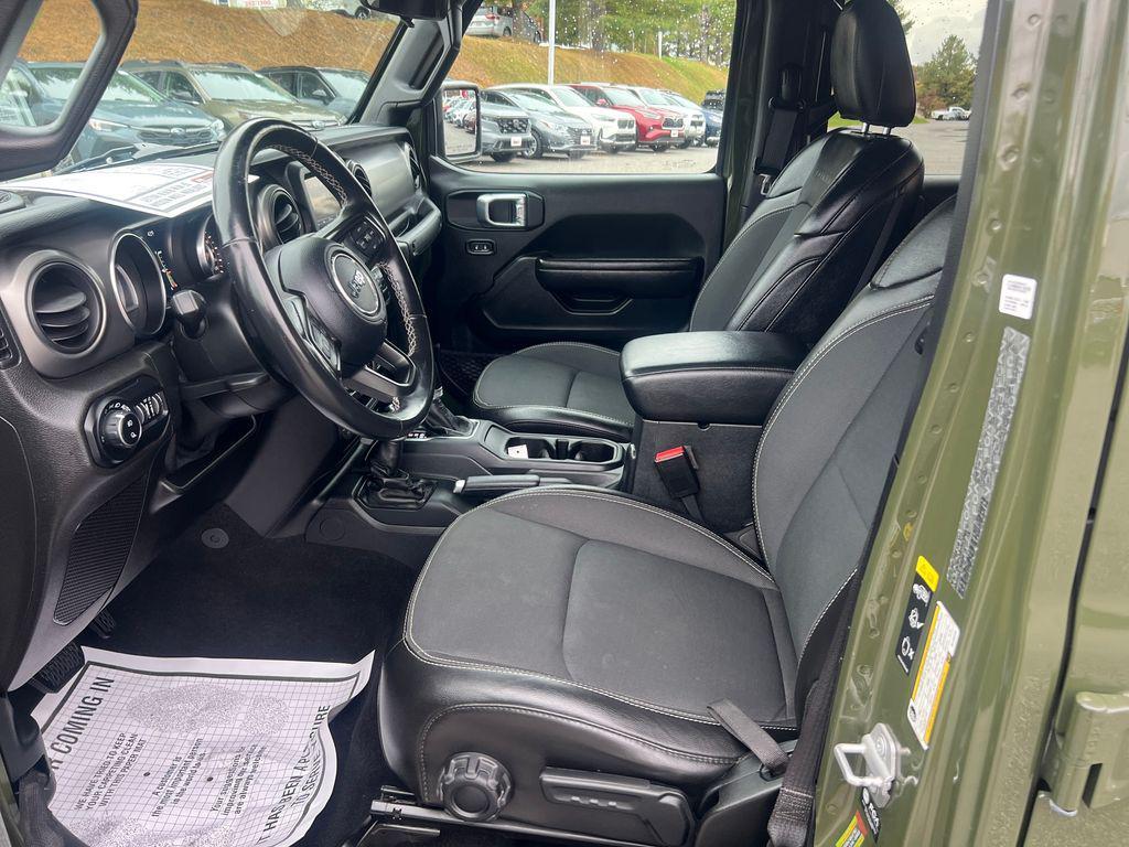 used 2021 Jeep Gladiator car, priced at $27,556