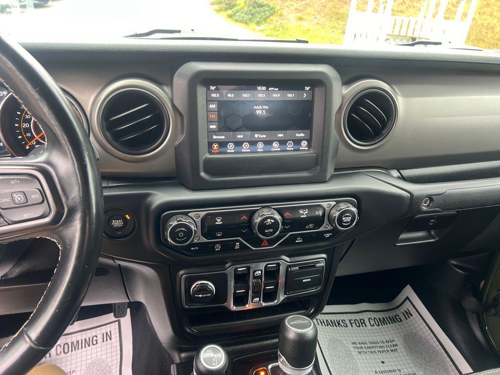 used 2021 Jeep Gladiator car, priced at $27,556