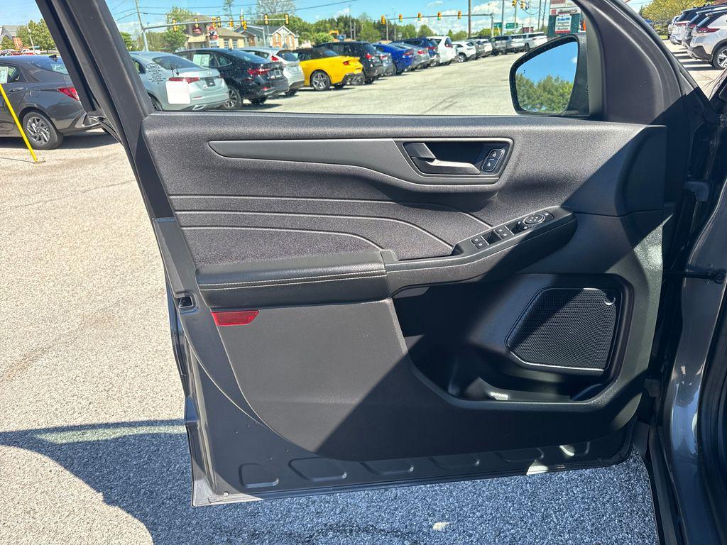 used 2023 Ford Escape car, priced at $17,759