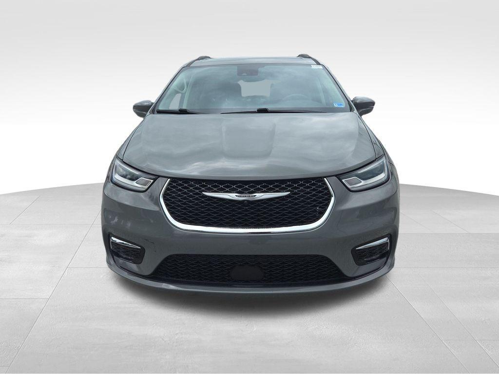 used 2022 Chrysler Pacifica car, priced at $24,704