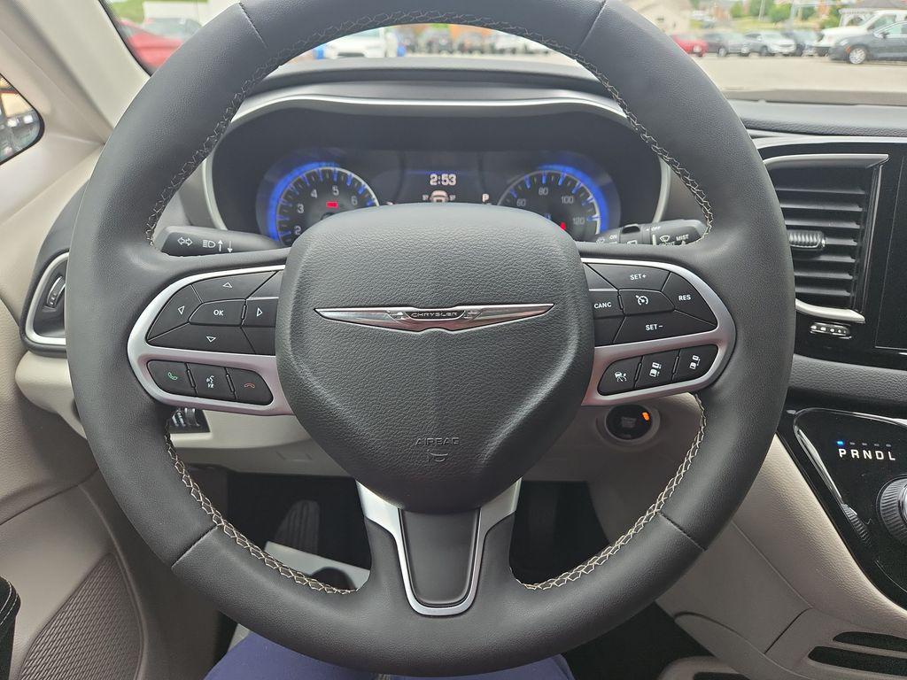 used 2022 Chrysler Pacifica car, priced at $24,704