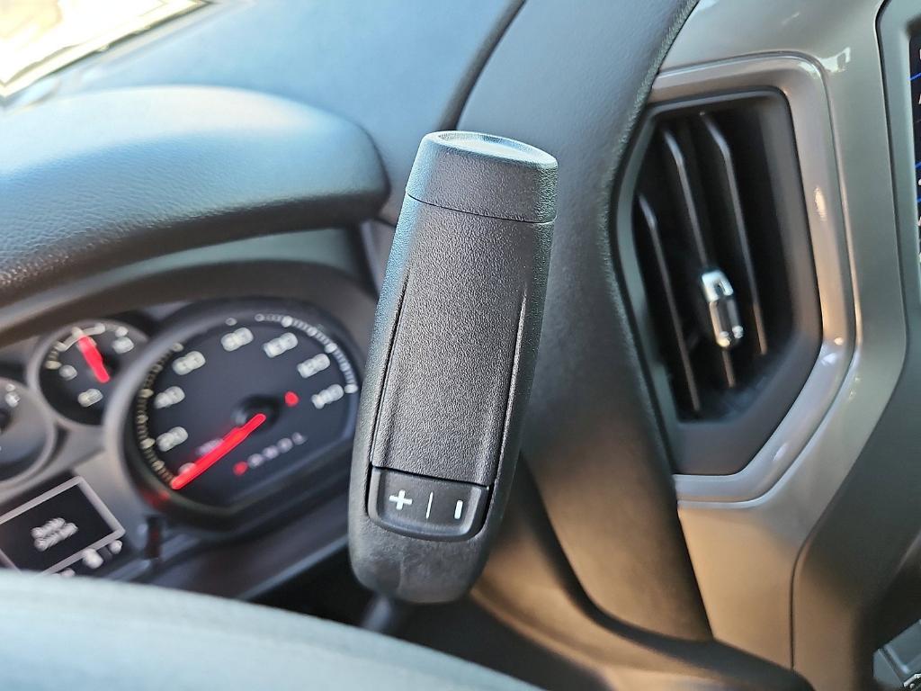 new 2026 GMC Sierra 1500 car, priced at $43,025